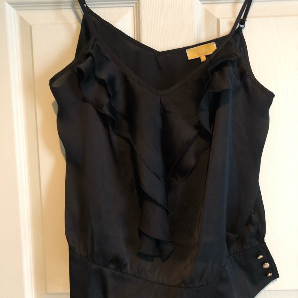 Black sleeveless top